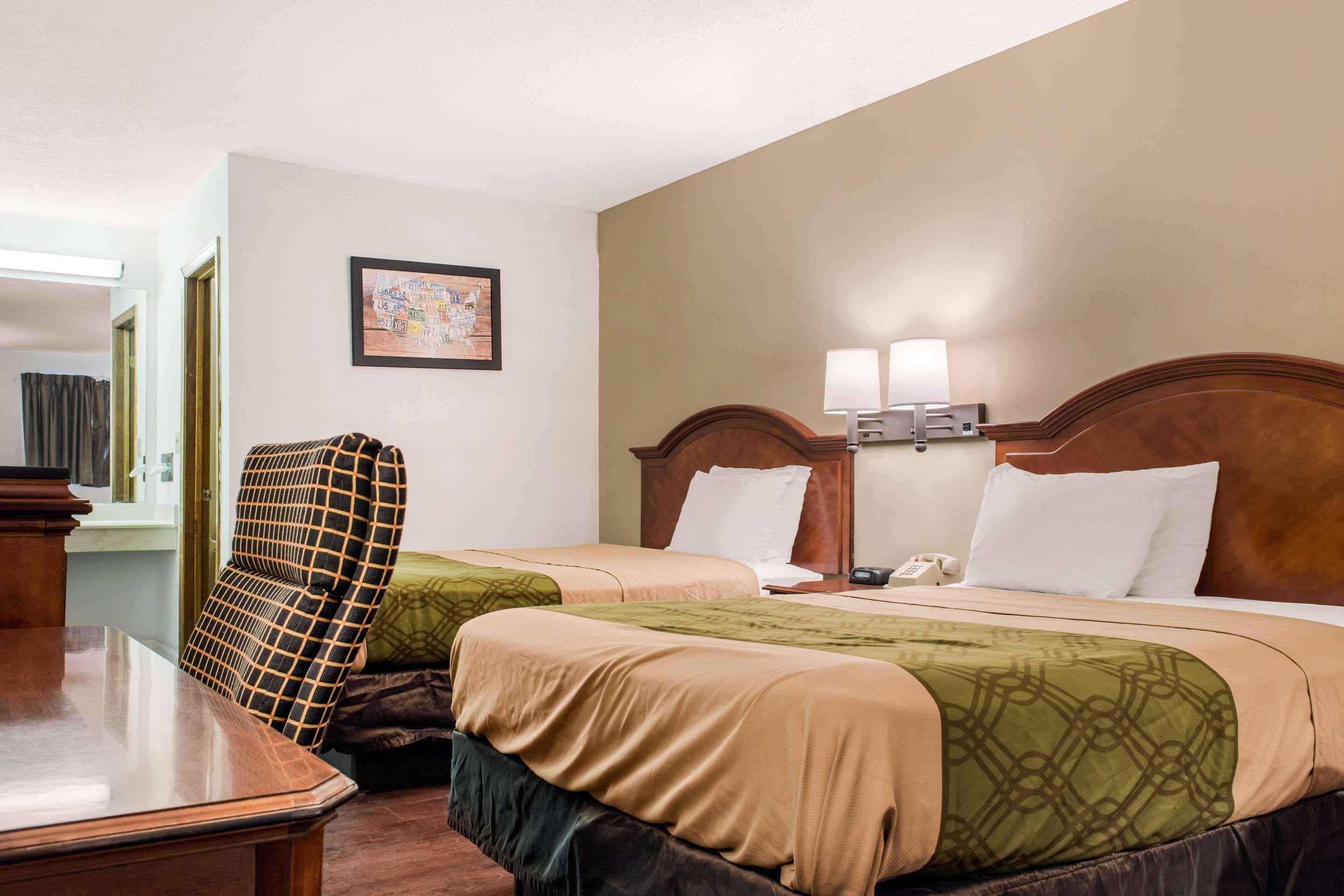 Econo Lodge Holland Екстер'єр фото