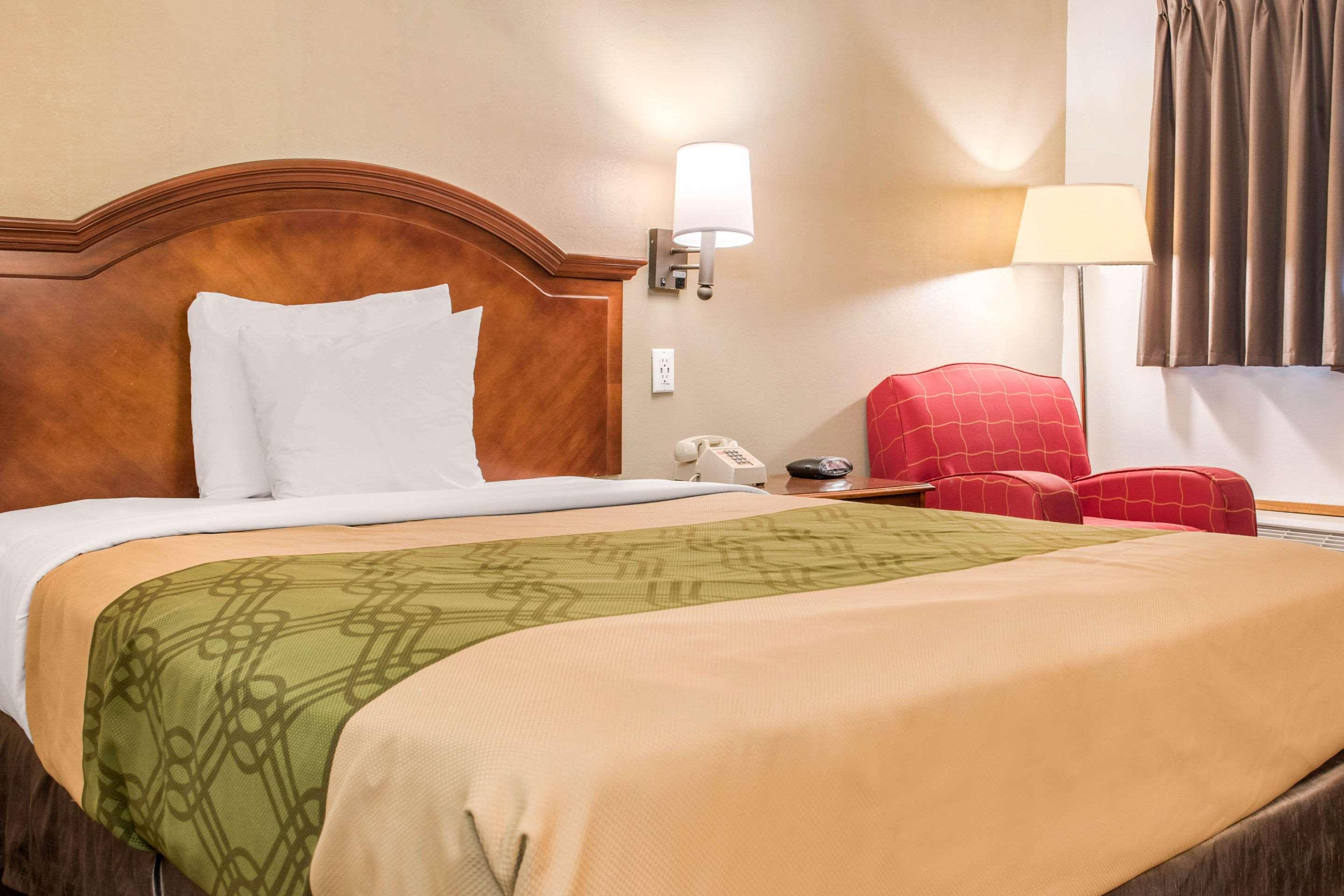 Econo Lodge Holland Екстер'єр фото
