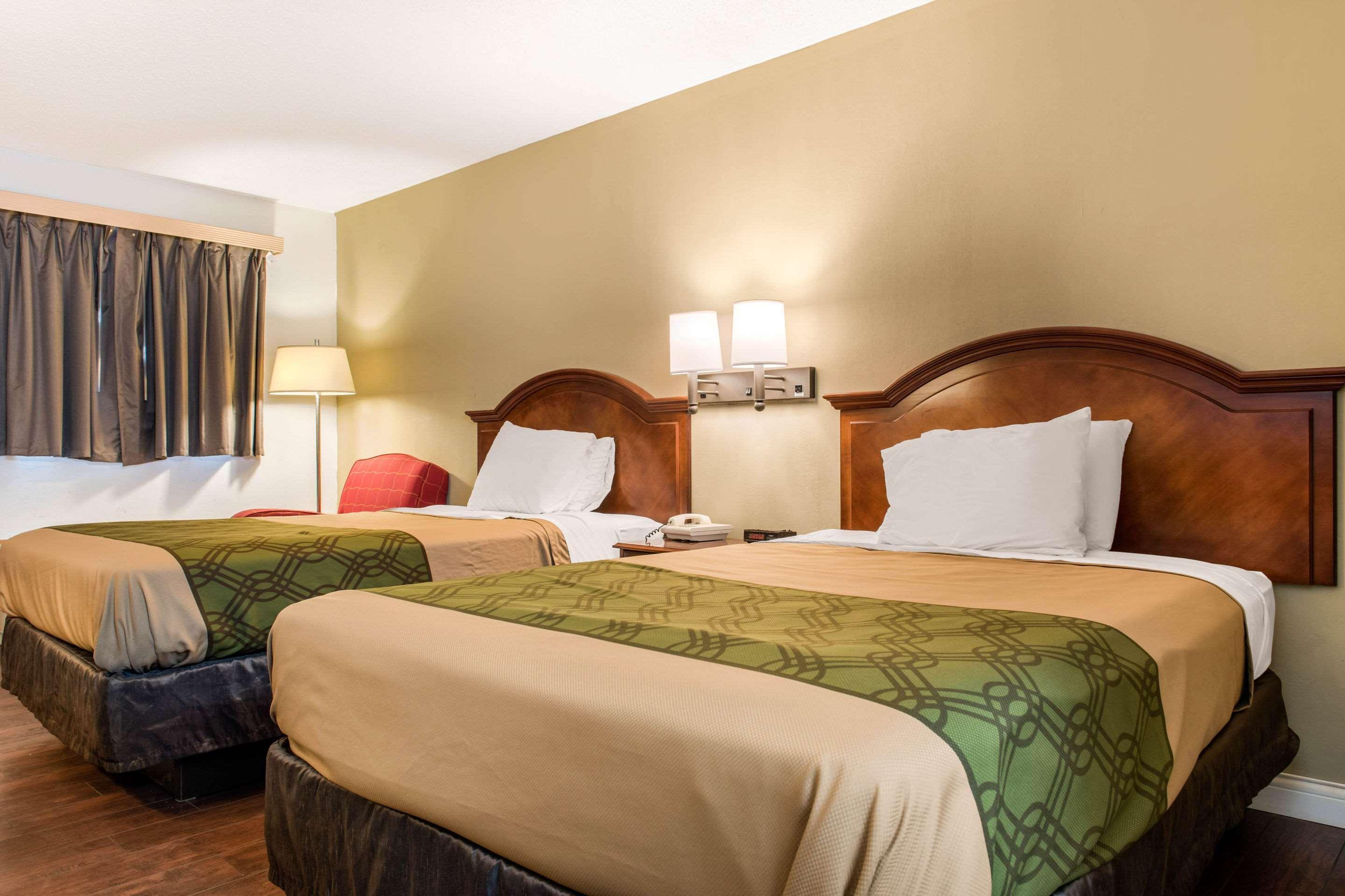 Econo Lodge Holland Екстер'єр фото