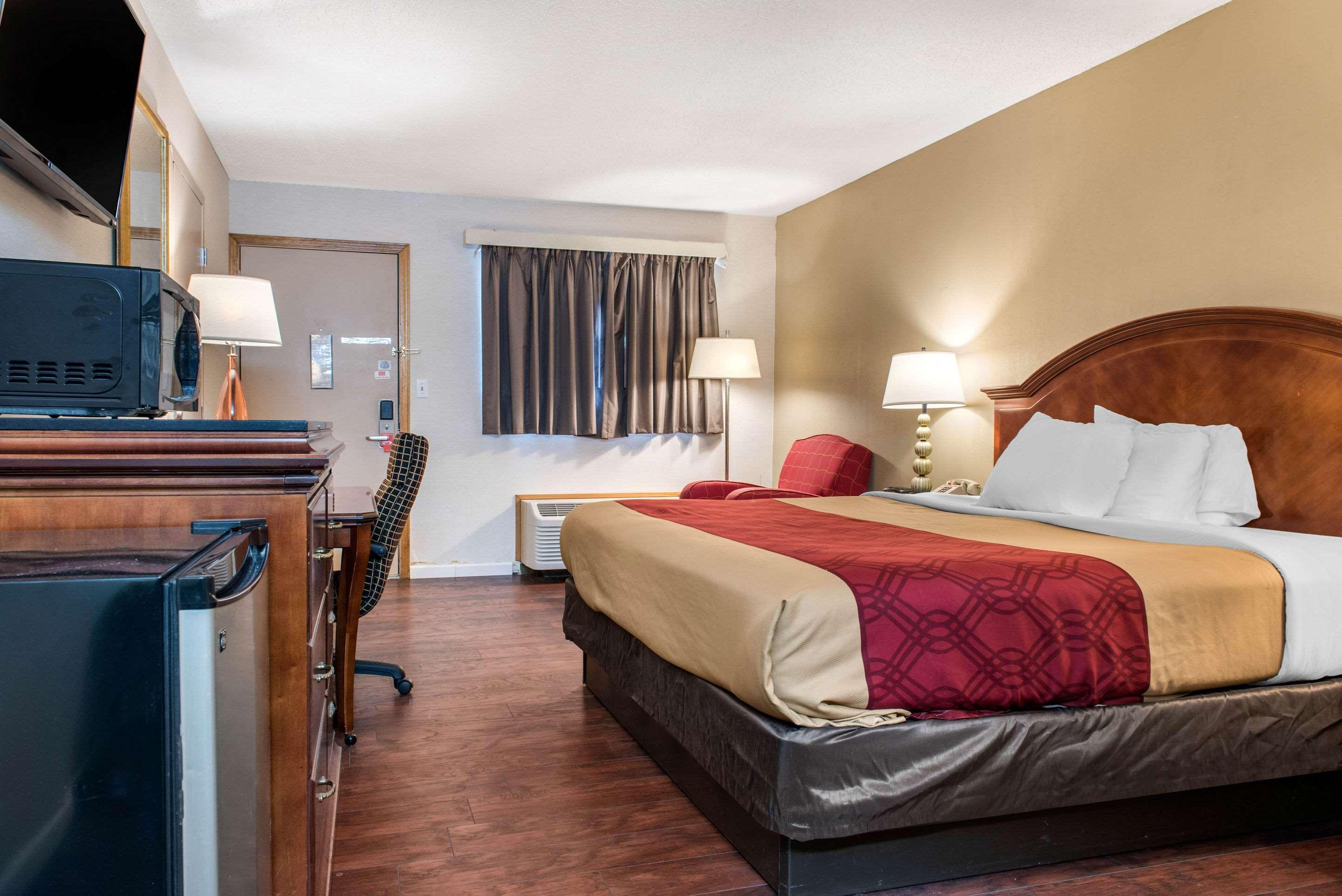 Econo Lodge Holland Екстер'єр фото