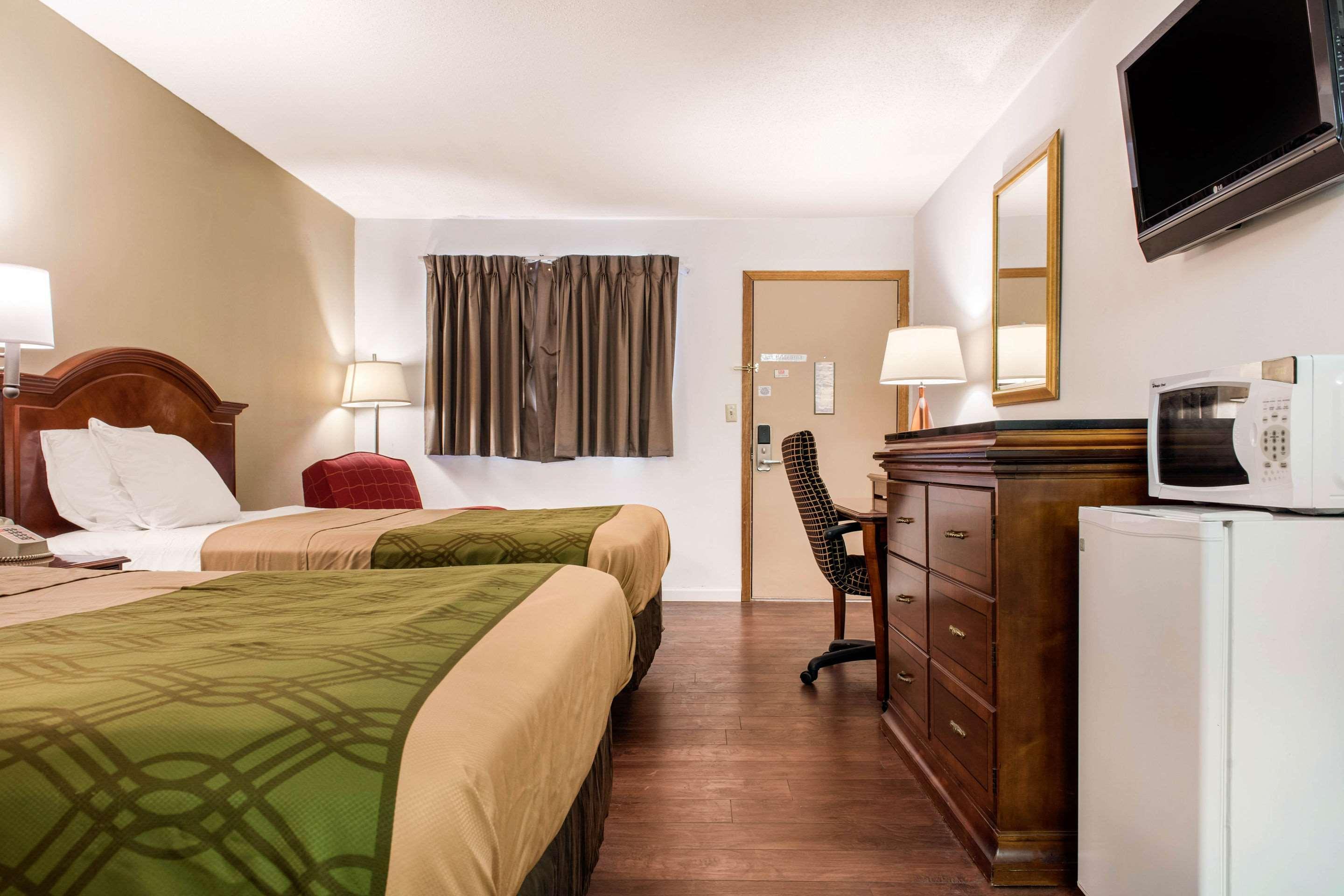 Econo Lodge Holland Екстер'єр фото