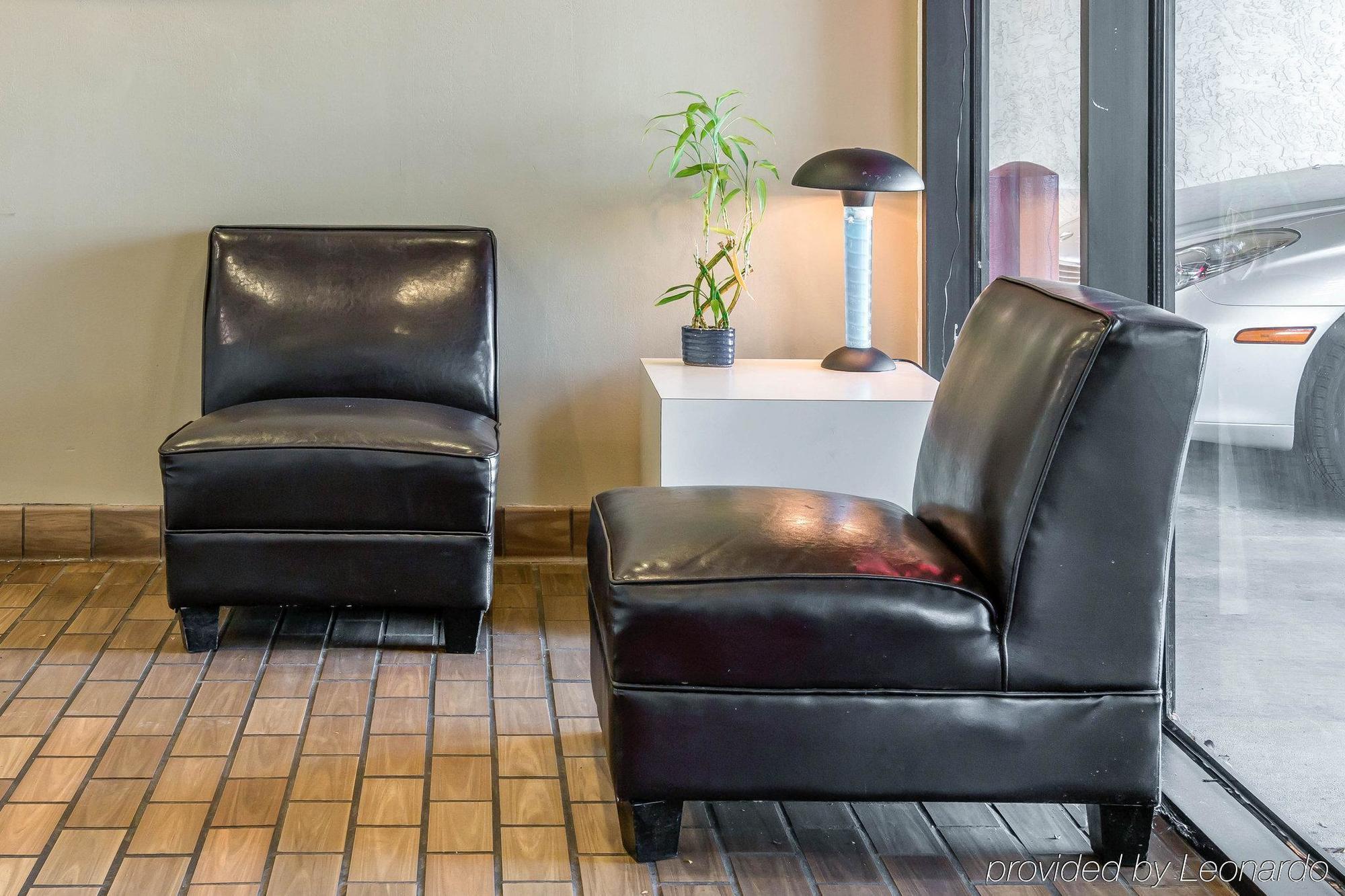 Econo Lodge Holland Екстер'єр фото