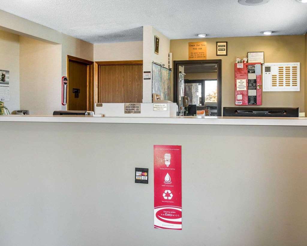 Econo Lodge Holland Інтер'єр фото