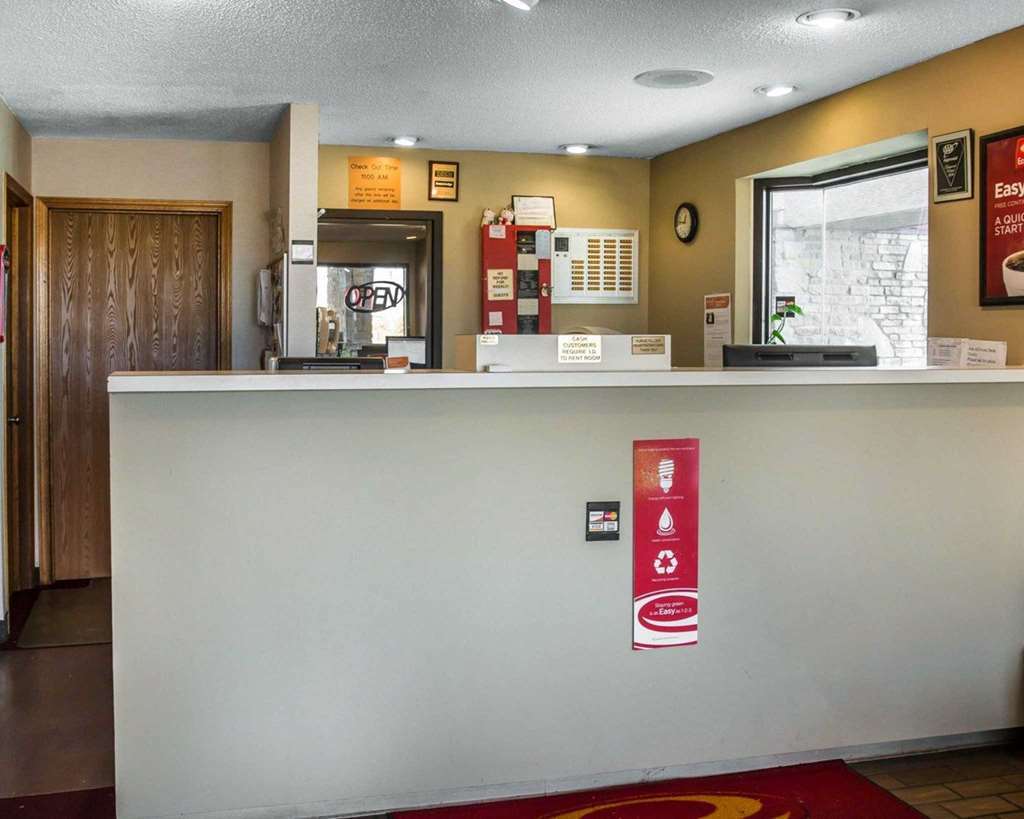 Econo Lodge Holland Інтер'єр фото