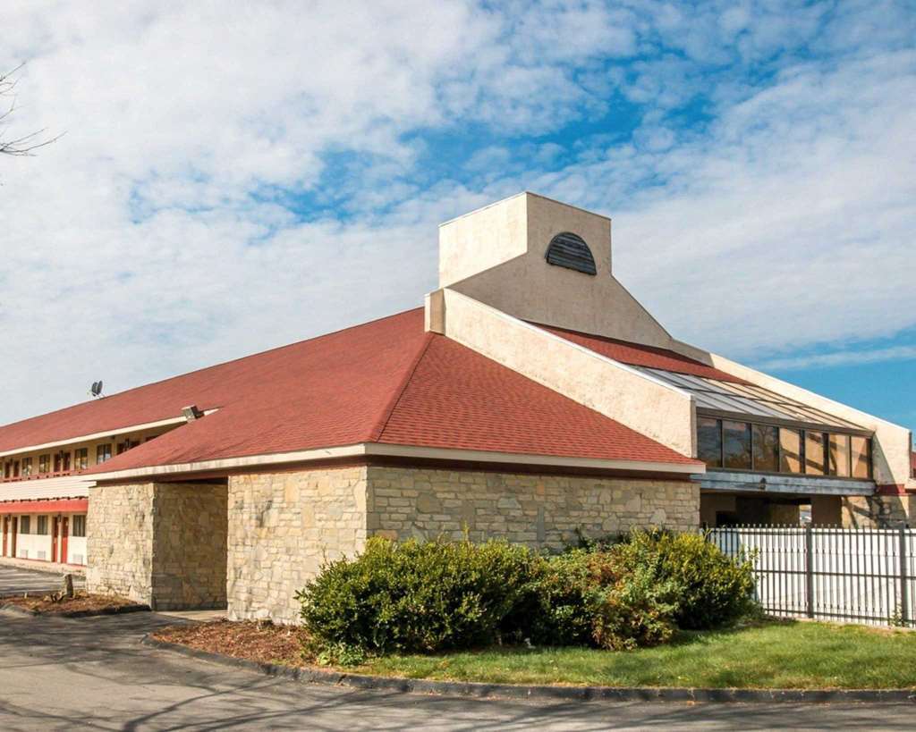 Econo Lodge Holland Екстер'єр фото