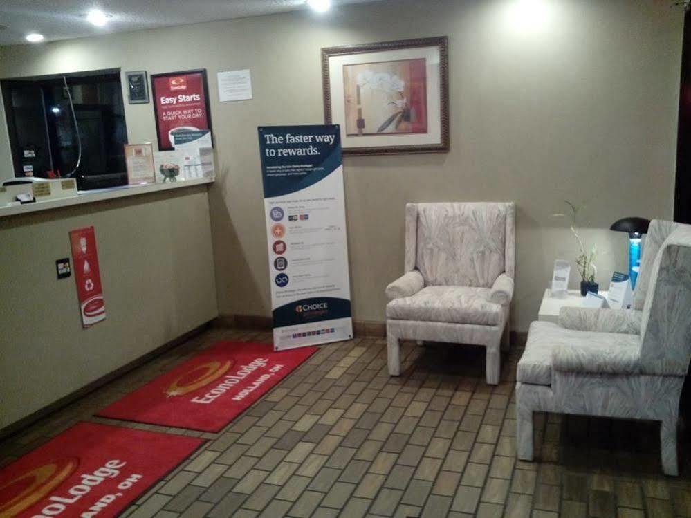 Econo Lodge Holland Екстер'єр фото